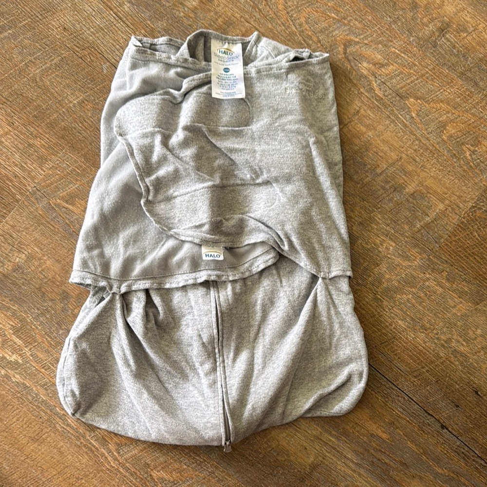 Halo swaddle